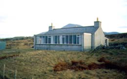Tulloch Ard, Breanish, Uig, Isle of Lewis,
Scotland HS2 9EB, telephone 01851-672-764